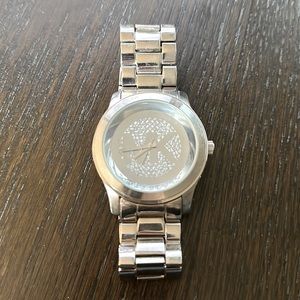 Michael Kors Women’s Runway Silver Tone Watch